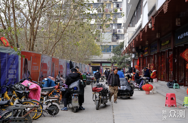 武汉鱼市场在哪里_武汉观赏鱼市场_武汉最大观赏鱼市场